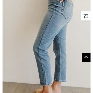 Carly Jean Los Angeles CLARKE jeans